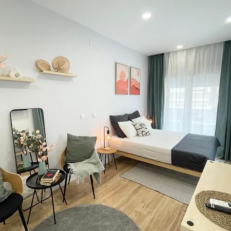 Villa Verde Madrid Exteriör bild