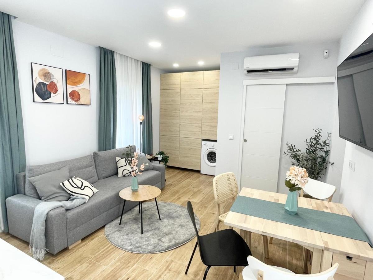 Villa Verde Madrid Exteriör bild