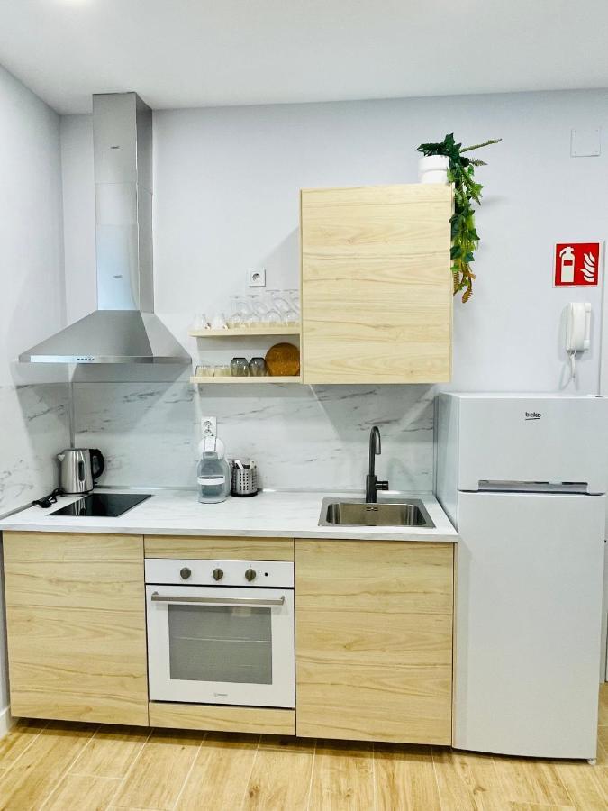 Villa Verde Madrid Exteriör bild