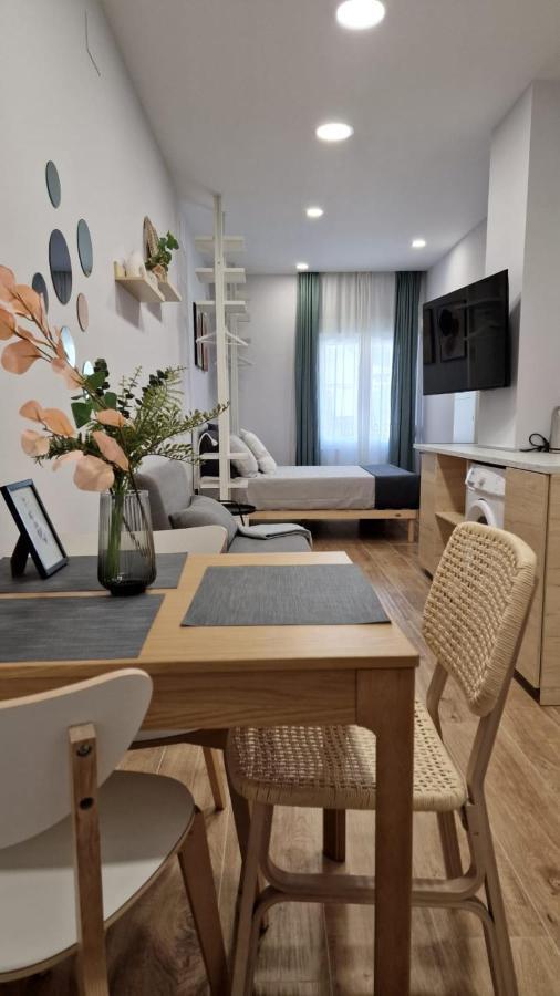 Villa Verde Madrid Exteriör bild